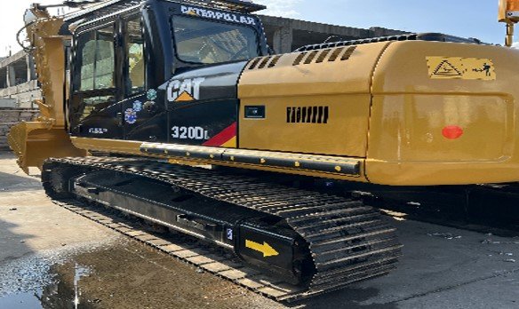 Excavadora CATERPILLAR 320DL 2022 - Imagen 2